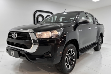 HILUX